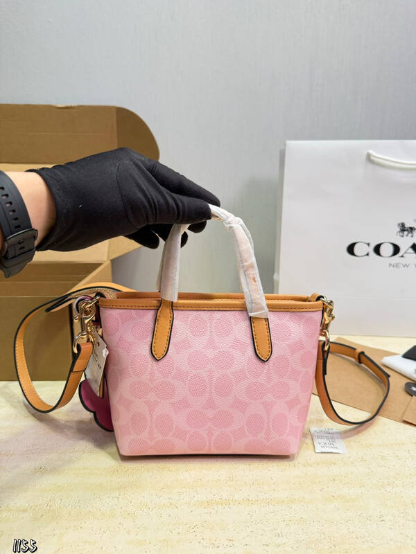 Coach City Pink 38x28x15cm shoulder bag — AAA Quality Replica