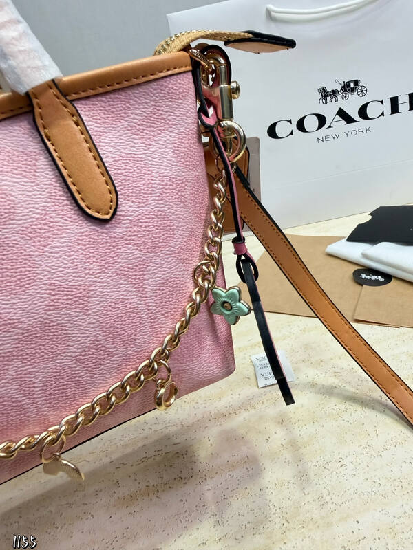 Coach City Pink 38x28x15cm shoulder bag — AAA Quality Replica