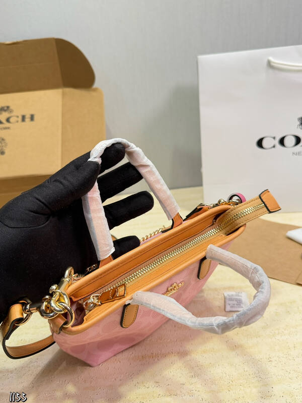 Coach City Pink 38x28x15cm shoulder bag — AAA Quality Replica