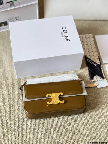Celine everyday 1 1 Replica