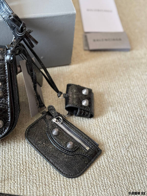 Balenciaga Le Cagole Black shoulder bag — Top Quality Replica