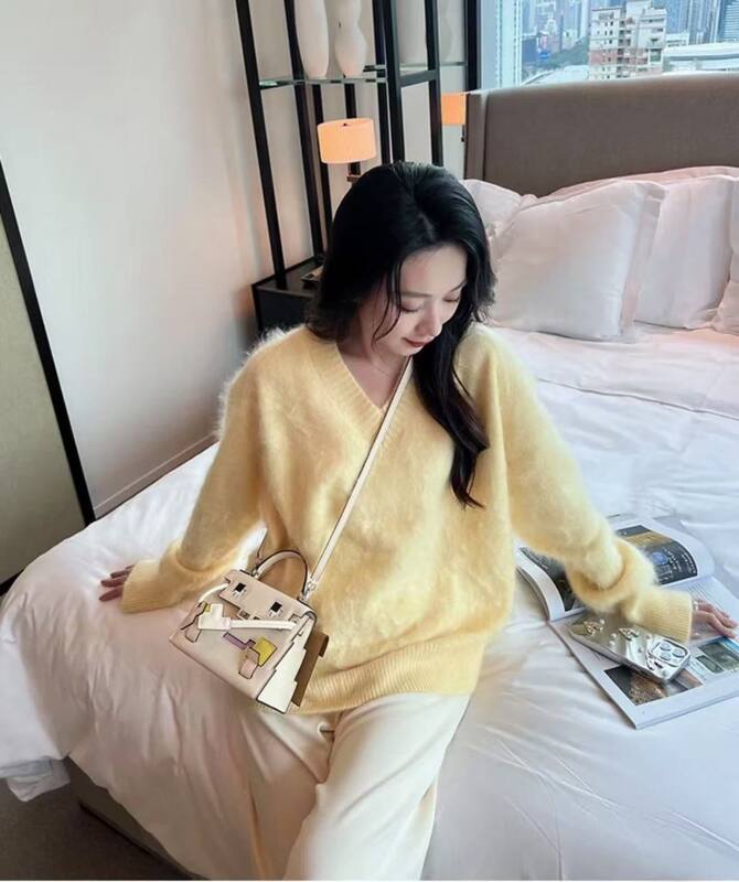 Hermes Kelly Doll Craie with multicolor accents mini crossbody — 1:1 Replica