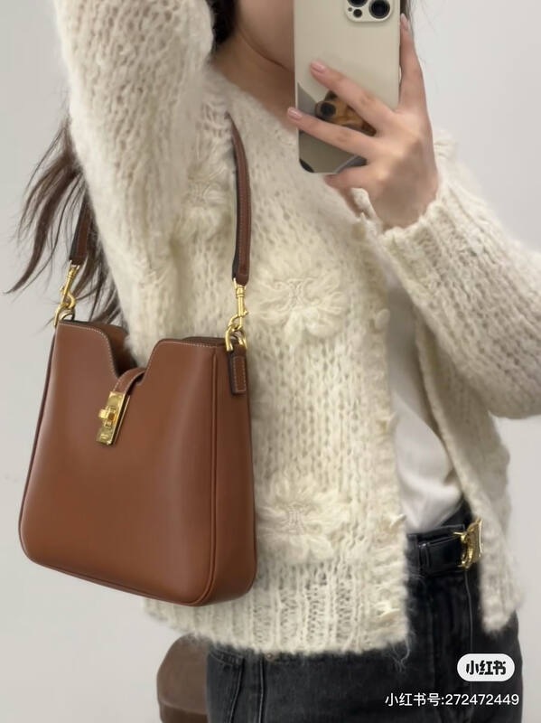 Celine shoulder bag — AAA Quality Replica