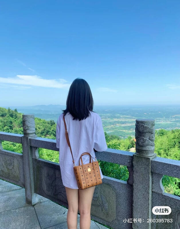 MCM Toni Visetos shoulder bag — Top Quality Replica