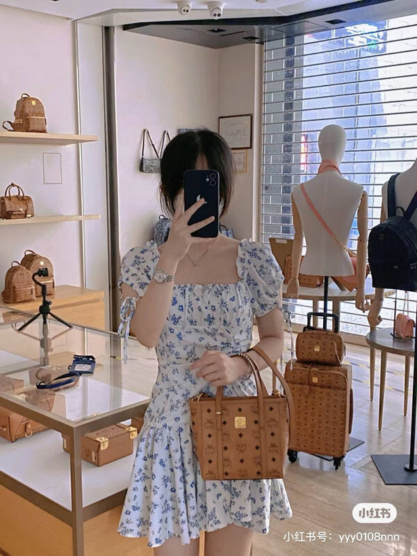 MCM Toni Visetos shoulder bag — Top Quality Replica