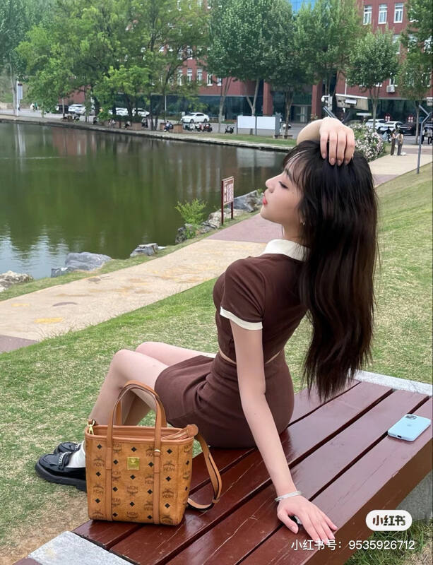 MCM Toni Visetos shoulder bag — Top Quality Replica