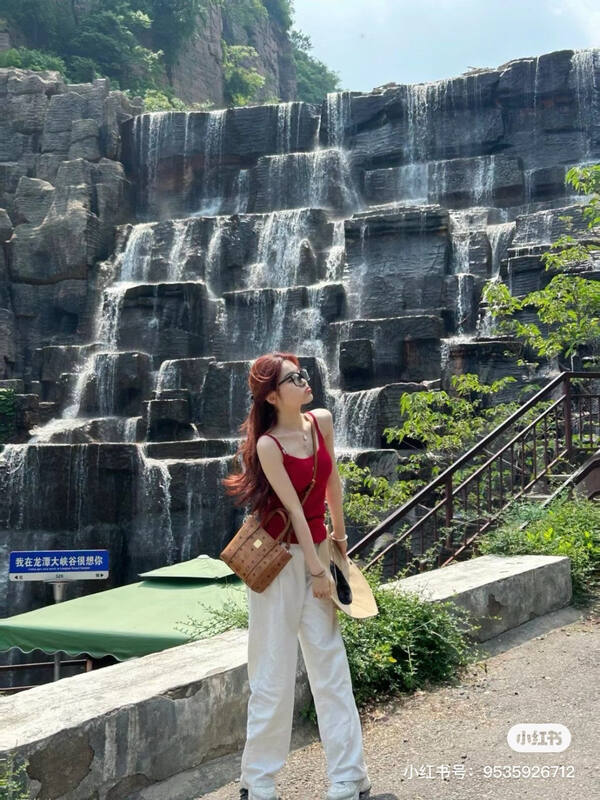 MCM Toni Visetos shoulder bag — Top Quality Replica
