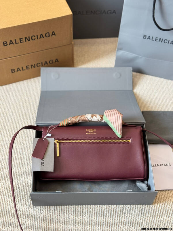 Balenciaga shoulder bag — Premium Replica