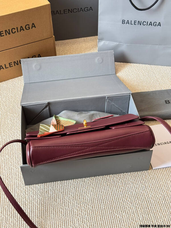 Balenciaga shoulder bag — Premium Replica