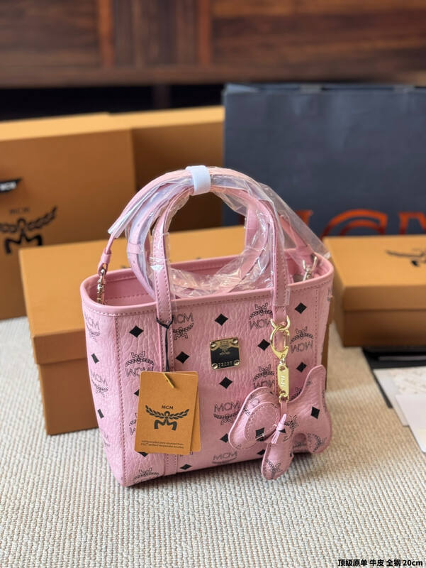 MCM Toni Visetos shoulder bag — 1:1 Replica