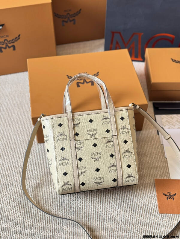 MCM Toni Visetos shoulder bag — Premium Replica