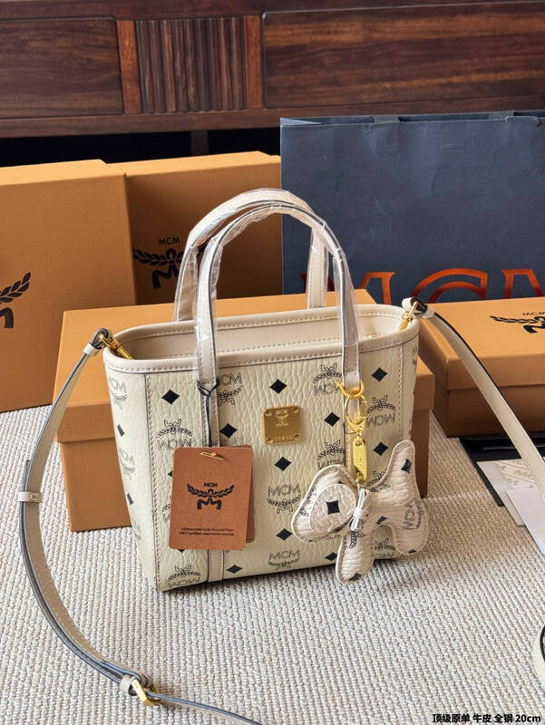 MCM Toni Visetos shoulder bag — Premium Replica