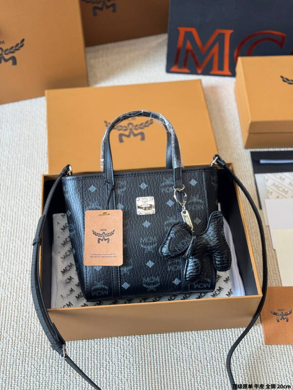 MCM Toni Black Visetos tote — Top Quality Replica