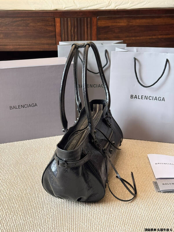 Balenciaga Le Cagole Black shoulder bag — Premium Replica
