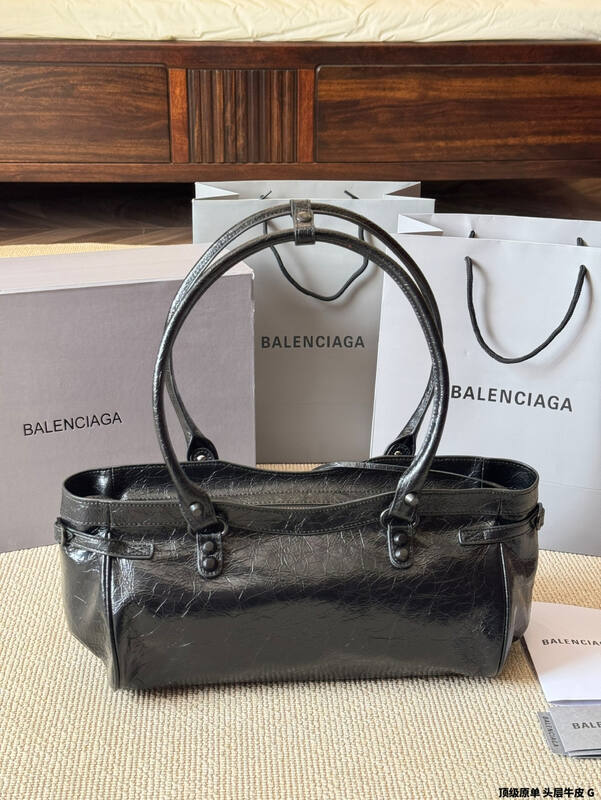 Balenciaga Le Cagole Black shoulder bag — Premium Replica