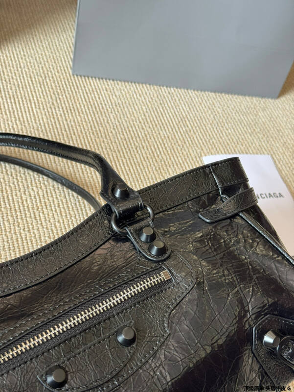 Balenciaga Le Cagole Black shoulder bag — Premium Replica