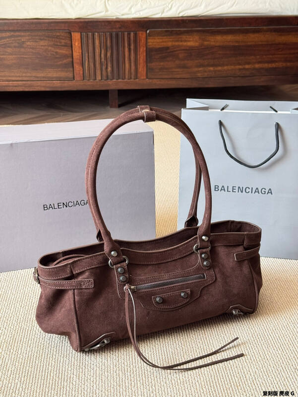 Balenciaga Brown 25x18x10cm shoulder bag — 1:1 Replica