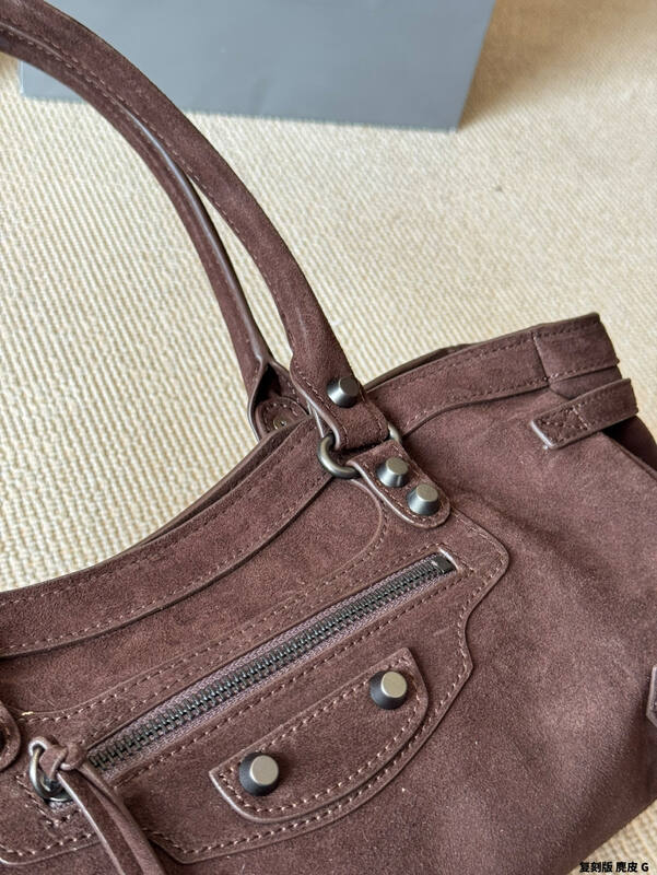 Balenciaga Brown 25x18x10cm shoulder bag — 1:1 Replica