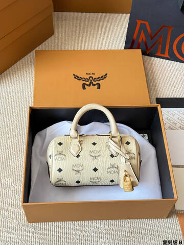 MCM Visetos 18x12cm shoulder bag AAA Quality Replica