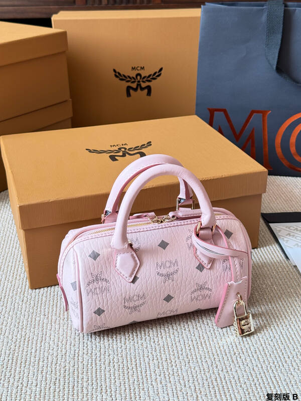MCM Visetos shoulder bag — Premium Replica