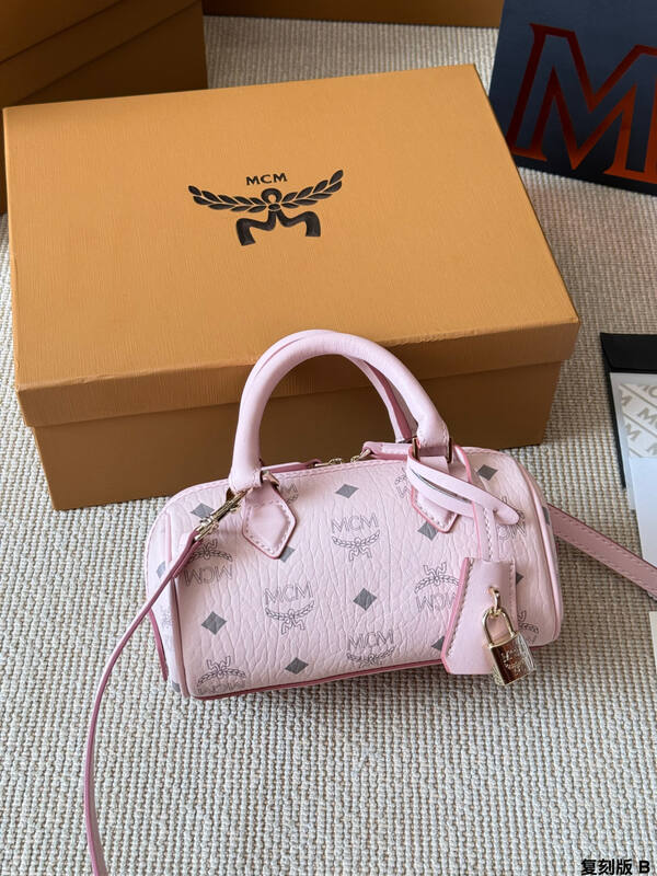 MCM Visetos shoulder bag — Premium Replica