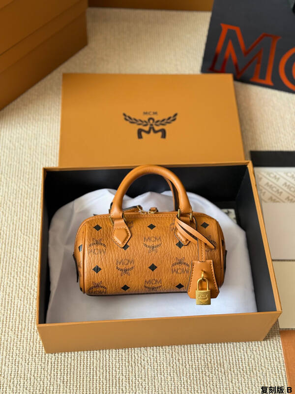 MCM Visetos shoulder bag — Premium Replica