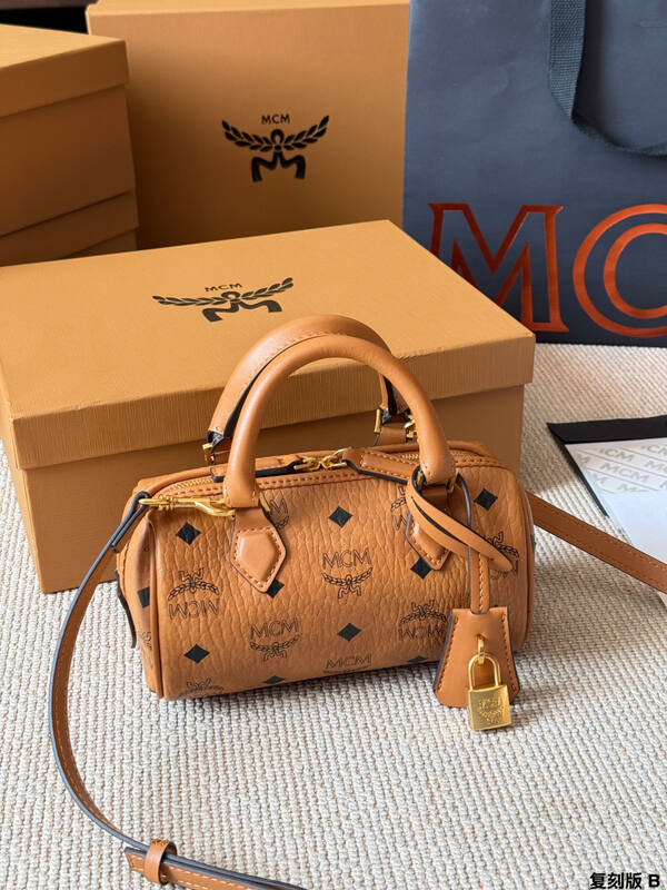 MCM Visetos shoulder bag — Premium Replica