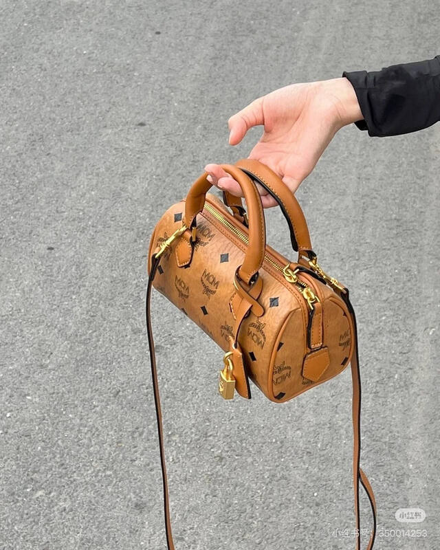 MCM Visetos shoulder bag — 1:1 Replica