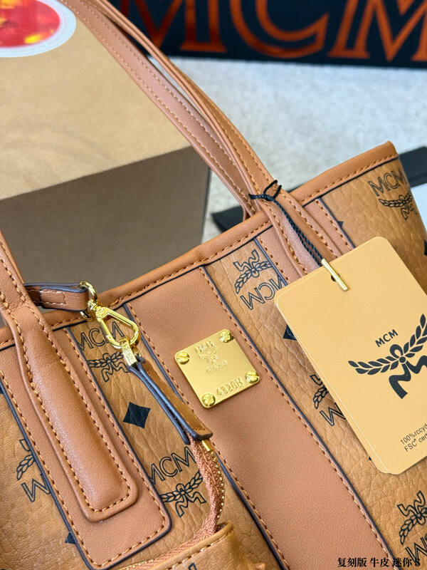 MCM Toni Visetos shoulder bag — Top Quality Replica