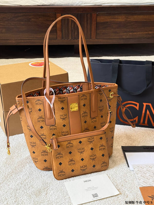 MCM Toni Visetos shoulder bag — Premium Replica