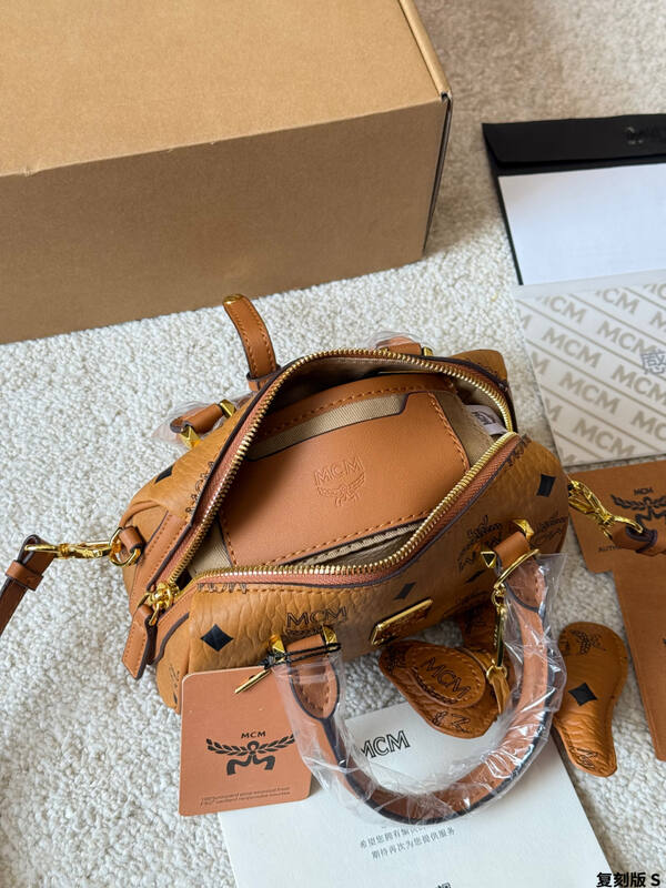 MCM Visetos shoulder bag — Premium Replica