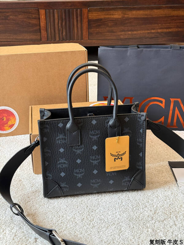 MCM Visetos 24x19x11cm shoulder bag — AAA Quality Replica