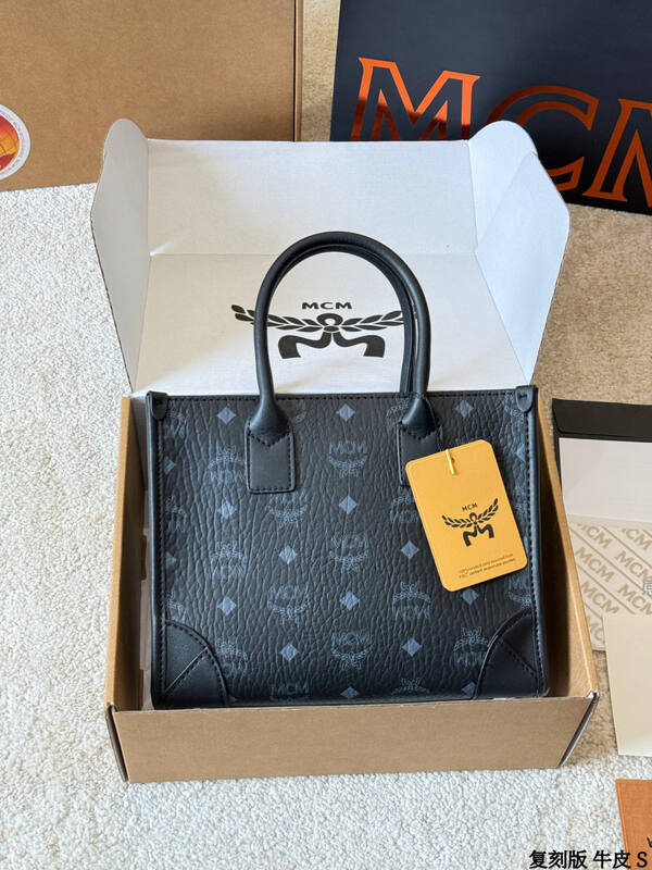 MCM Visetos 24x19x11cm shoulder bag — AAA Quality Replica