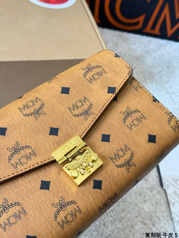 MCM Monogram 25x18x10cm shoulder bag — Premium Replica