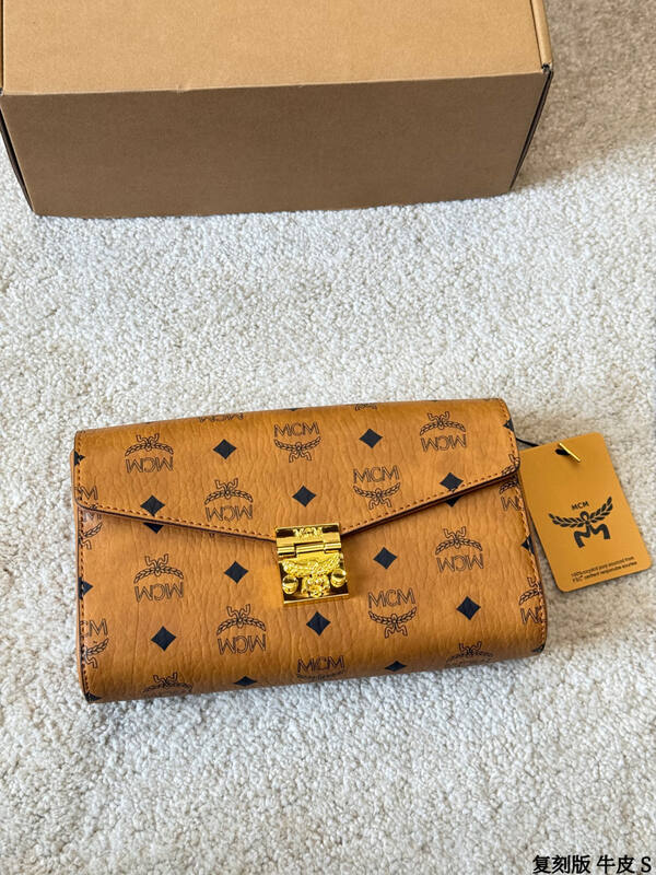 MCM Monogram 25x18x10cm shoulder bag — Premium Replica