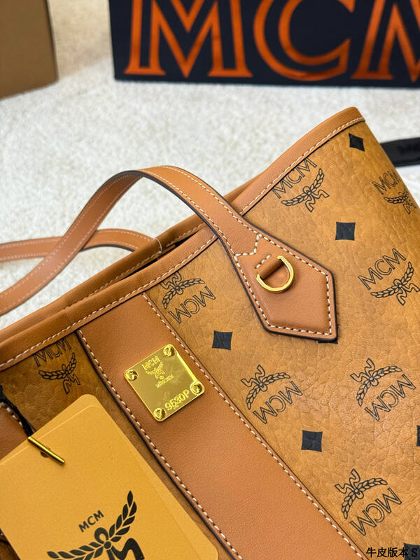 MCM Toni Visetos shoulder bag — Top Quality Replica