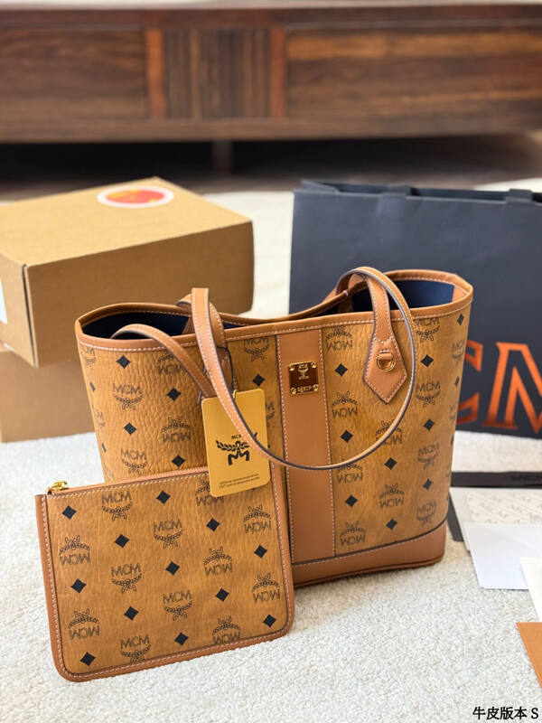 MCM Toni Visetos shoulder bag — Top Quality Replica