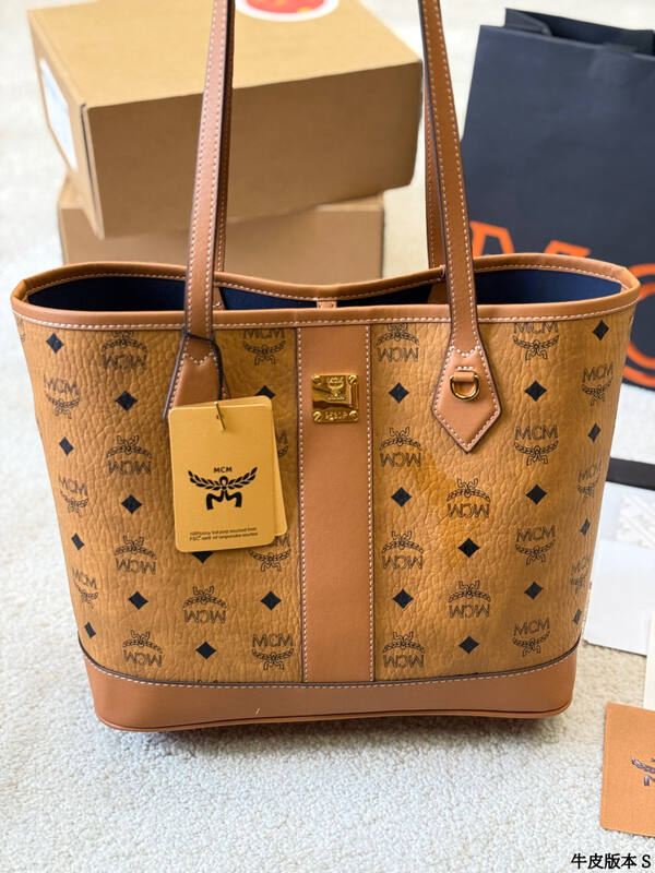 MCM Toni Visetos shoulder bag — Top Quality Replica