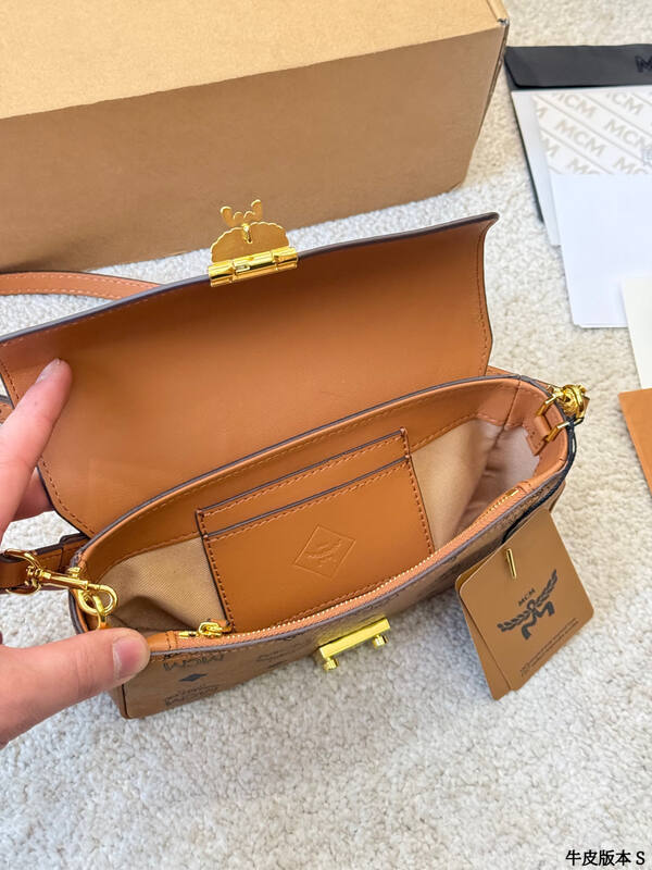 MCM Visetos 25x18x10cm shoulder bag — Premium Replica
