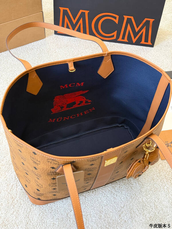 MCM Toni Visetos shoulder bag — AAA Quality Replica
