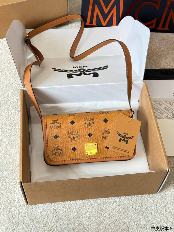 MCM Monogram 25x18x10cm shoulder bag — Premium Replica