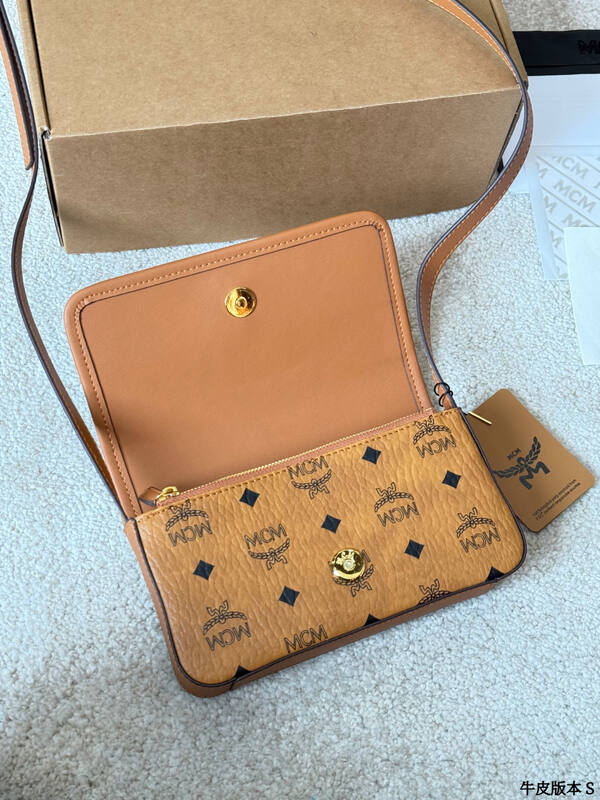 MCM Monogram 25x18x10cm shoulder bag — Premium Replica