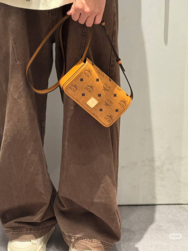 MCM Visetos 25x18x10cm shoulder bag — Top Quality Replica