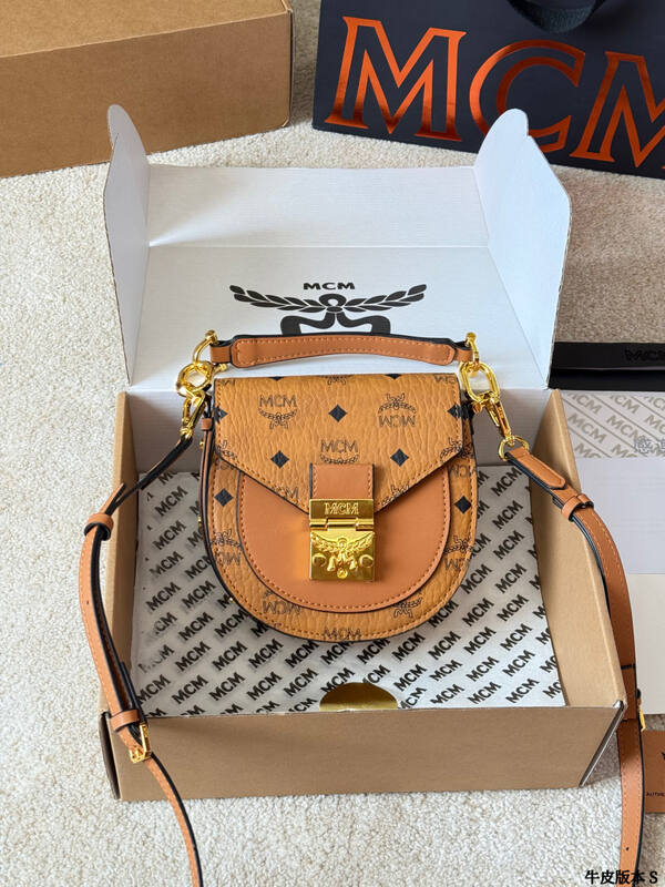 MCM Visetos 25x18x10cm shoulder bag — Premium Replica