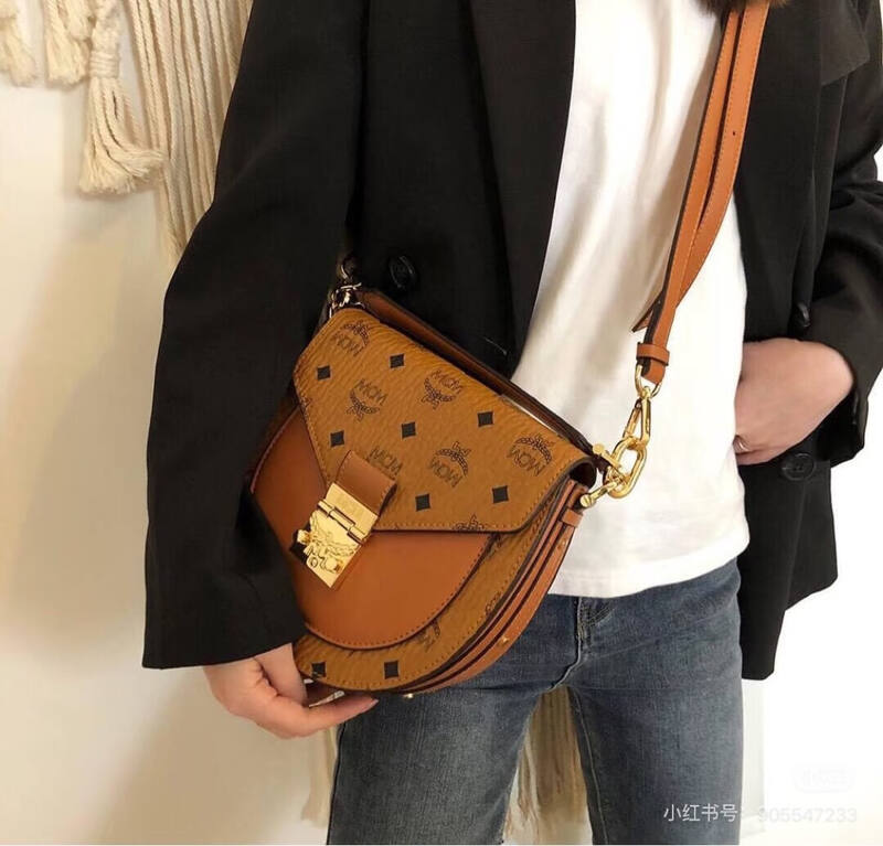 MCM Visetos shoulder bag — Premium Replica