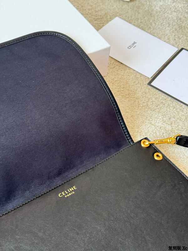 Celine Triomphe everyday — Top Quality Replica
