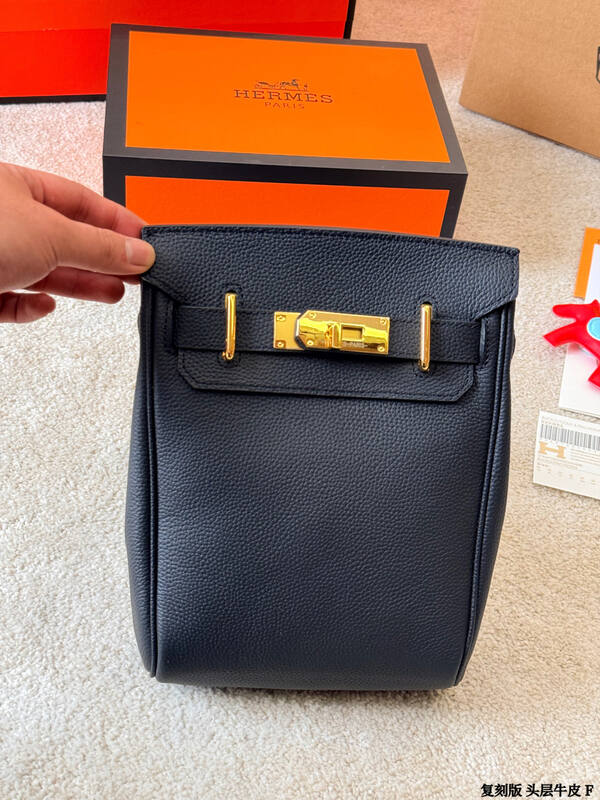 Hermes Kelly Ado Black crossbody — Premium Replica