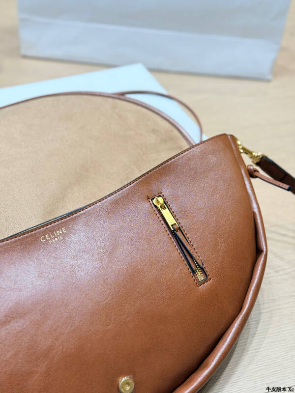 Celine Triomphe everyday — AAA Quality Replica