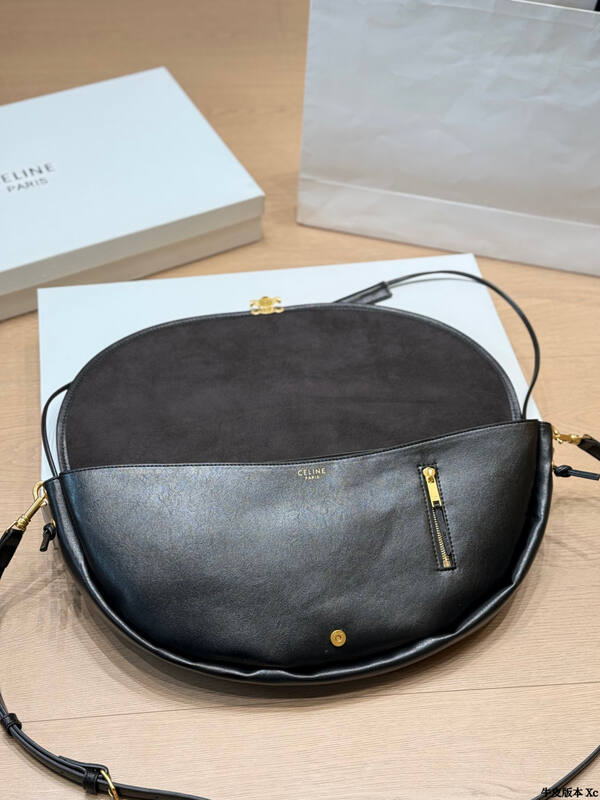 Celine Triomphe everyday — Top Quality Replica