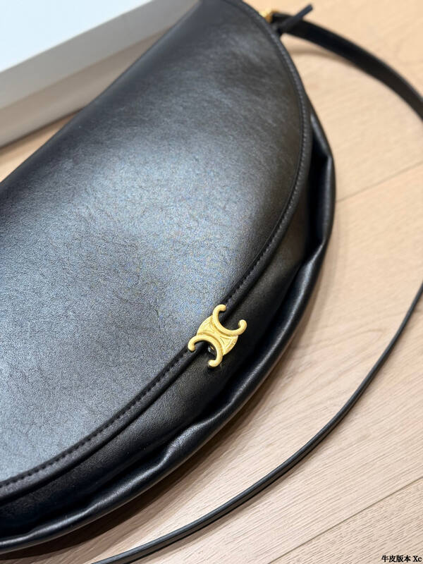 Celine Triomphe everyday — Top Quality Replica
